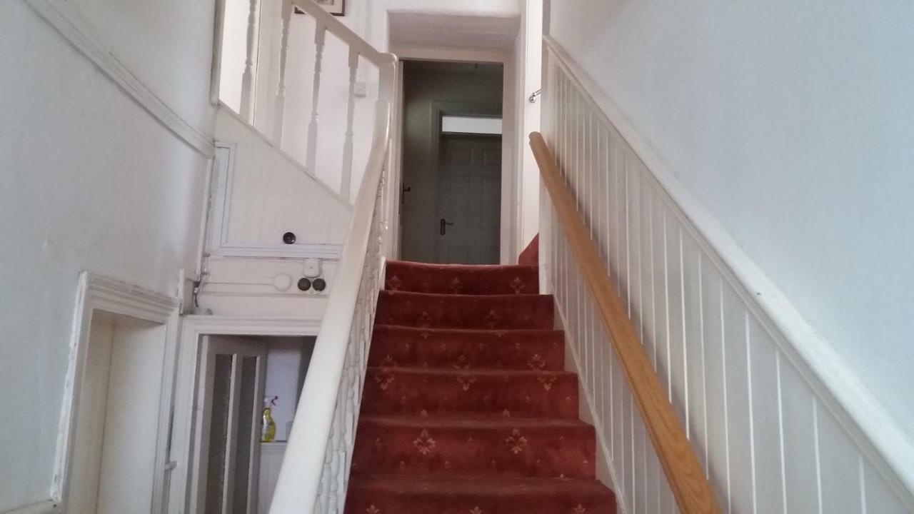 The Townhouse Apartamento Claremorris Exterior foto